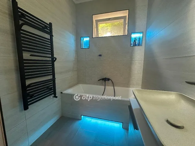 Eladó ház Szentes 194 nm