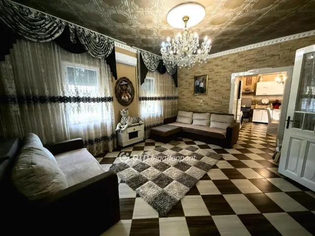 Eladó ház Túrkeve 102 nm