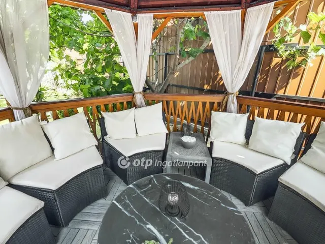 Eladó ház Nagykőrös 207 nm