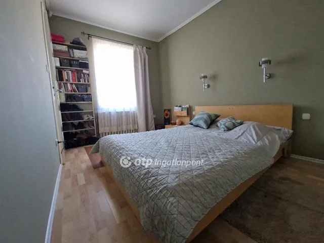 Eladó ház Cegléd 240 nm