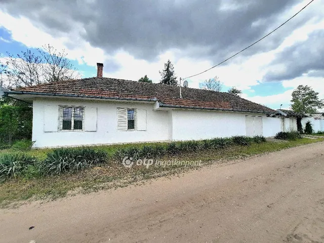 Eladó mezőgazdasági ingatlan Cegléd 84 nm