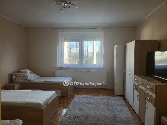 Eladó ház Boldog 155 nm