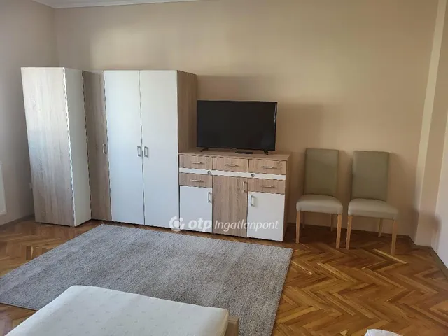 Eladó ház Boldog 155 nm