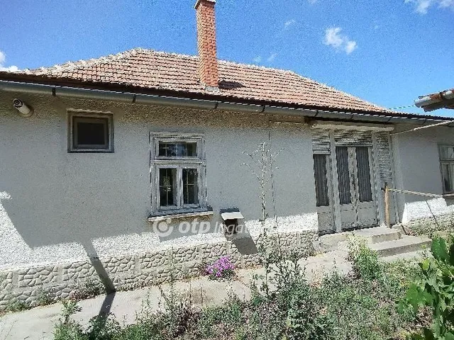 Eladó ház Alattyán 60 nm