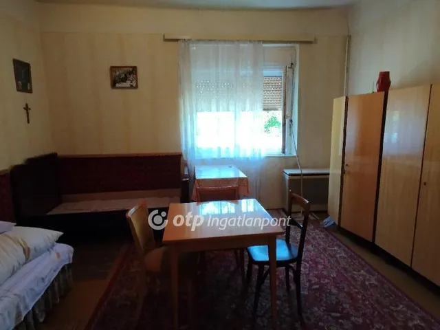Eladó ház Alattyán 60 nm