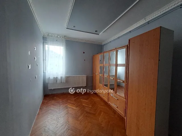 Eladó ház Kisújszállás 184 nm