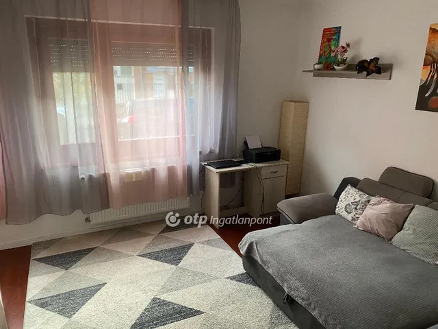 Eladó lakás Kisújszállás 92 nm