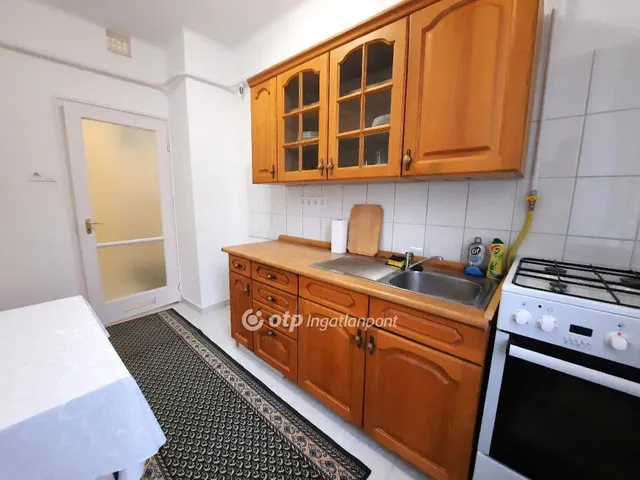 Eladó lakás Szolnok 37 nm