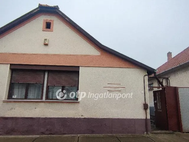 Eladó ház Jászberény 78 nm