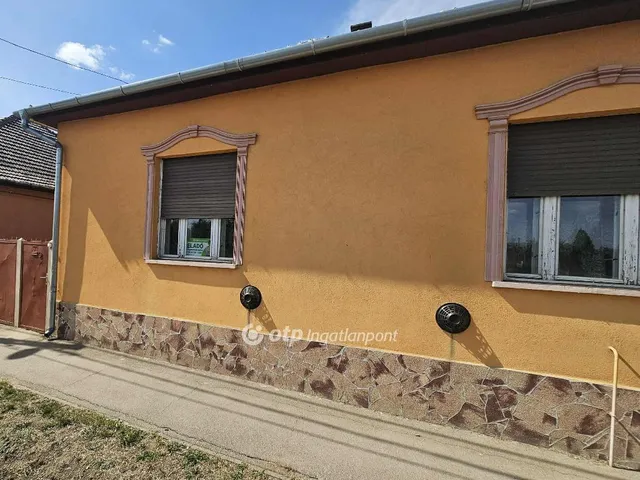 Eladó ház Szajol 105 nm