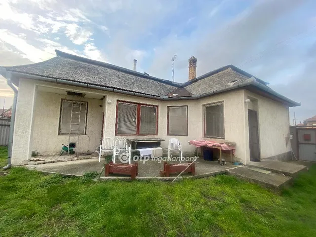 Eladó ház Jászberény 83 nm