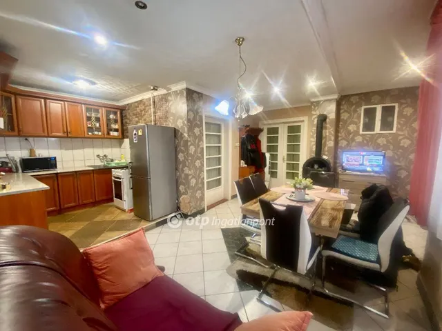 Eladó ház Jászberény 83 nm