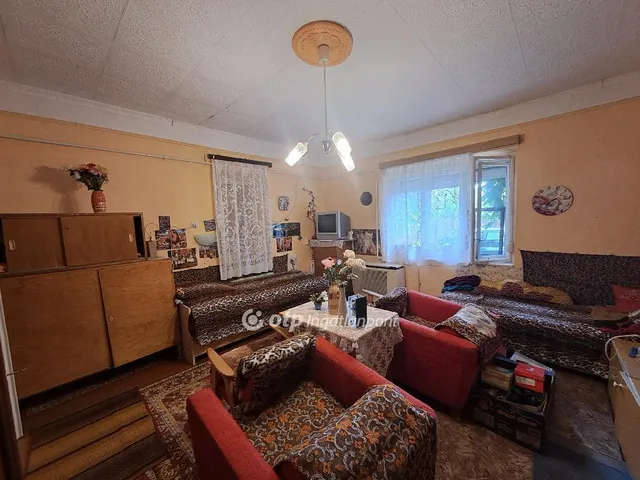 Eladó ház Kisújszállás 69 nm