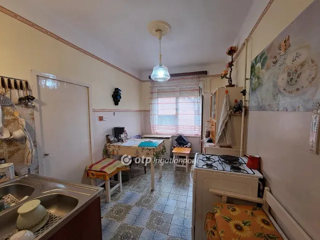 Eladó ház Kisújszállás 69 nm