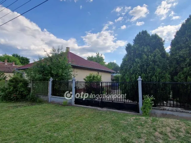Eladó ház Újszilvás 71 nm