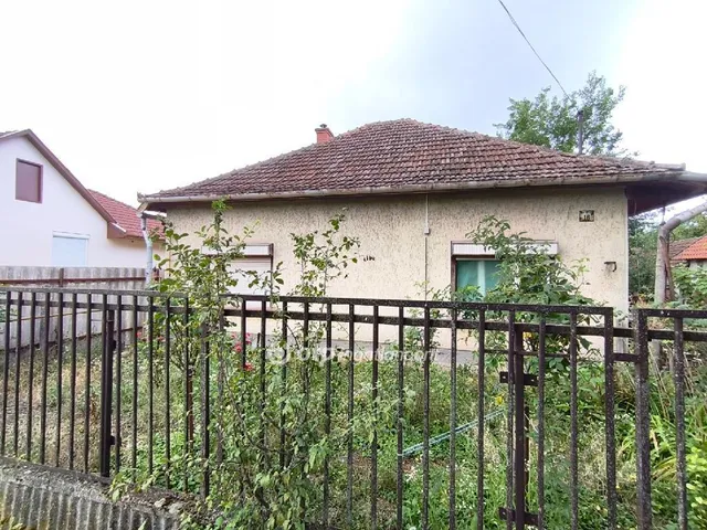 Eladó ház Békés 56 nm