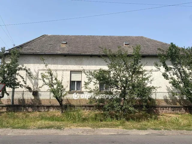 Eladó ház Tápiógyörgye 140 nm