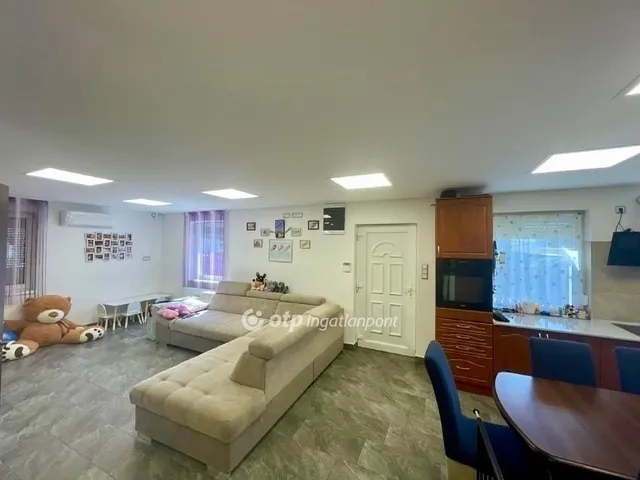 Eladó ház Nyáregyháza 79 nm