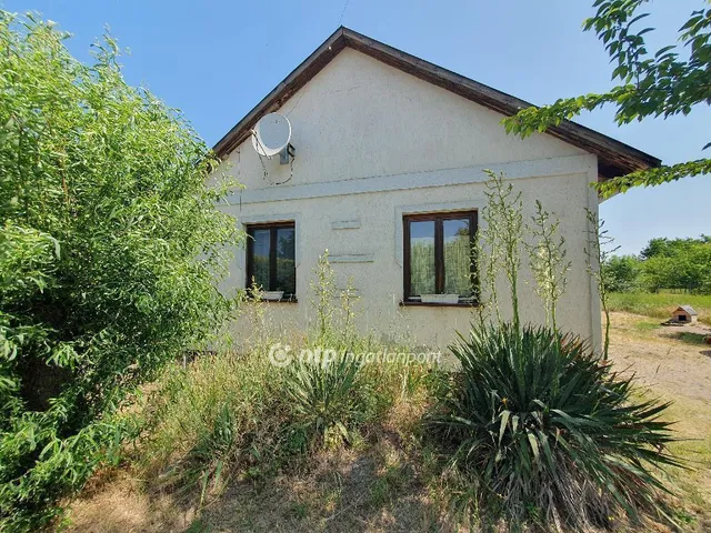 Eladó ház Cegléd 65 nm