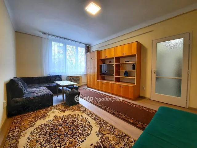 Eladó lakás Szolnok 37 nm
