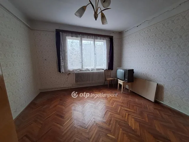 Eladó ház Kisújszállás 109 nm