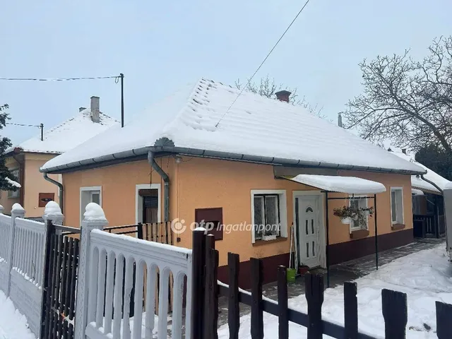 Eladó ház Nagykáta 101 nm