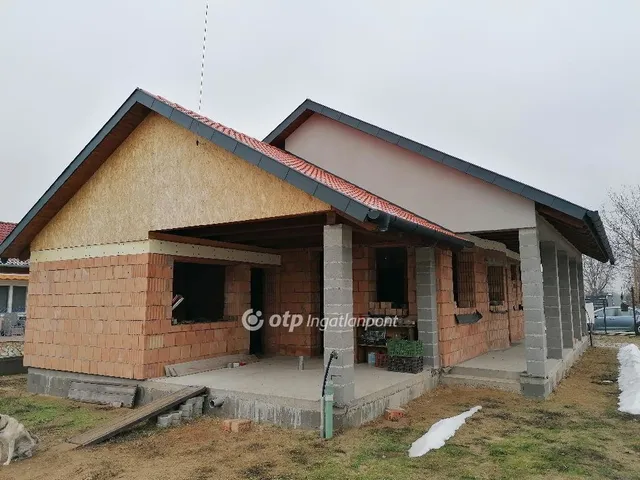 Eladó üdülő és hétvégi ház Cegléd 81 nm