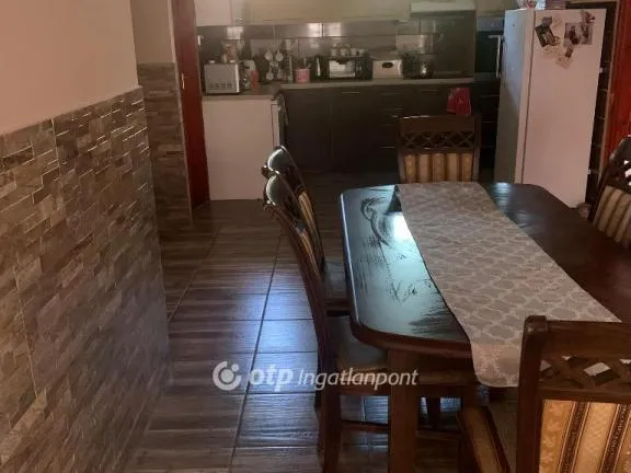 Eladó ház Csemő 108 nm