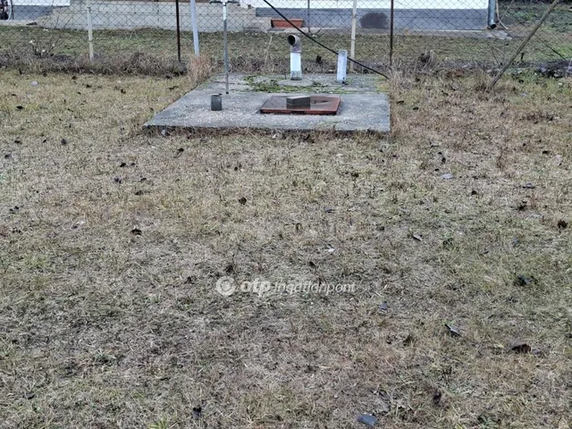 Eladó telek Monorierdő 640 nm