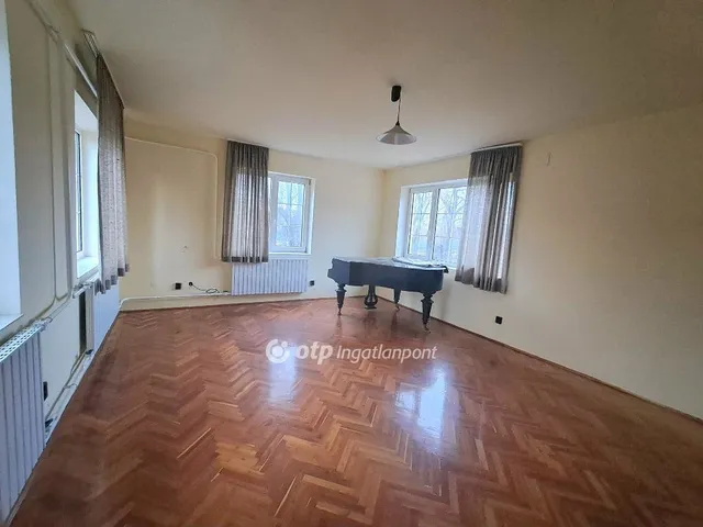 Eladó ház Kunhegyes 96 nm