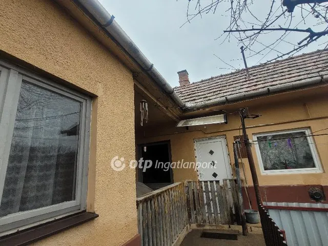 Eladó ház Jászberény 64 nm