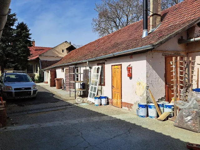 Eladó ház Békés 400 nm