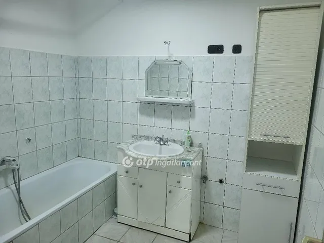 Eladó ház Jászfényszaru 67 nm