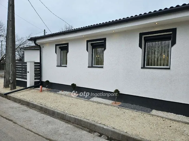 Eladó ház Szolnok 111 nm