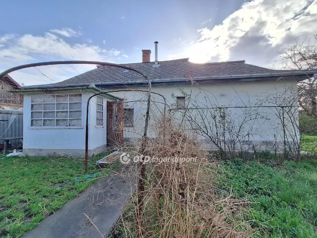 Eladó ház Füzesgyarmat 93 nm