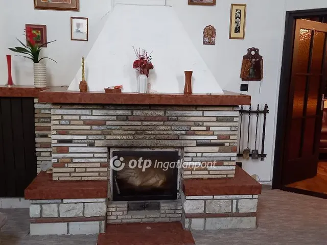 Eladó ház Tápiószele 168 nm