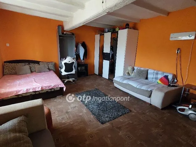 Eladó ház Kisújszállás 54 nm