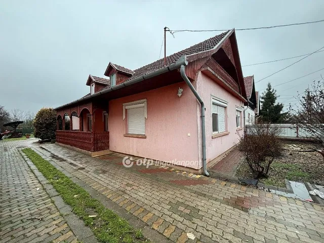 Eladó ház Békés 170 nm