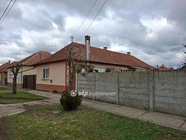 Eladó ház Gyula 130 nm