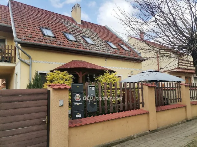 Eladó lakás Gyula 69 nm