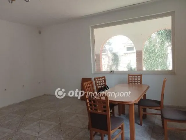 Eladó ház Jászberény 206 nm