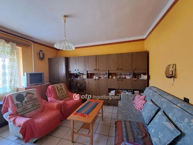 Eladó ház Kunhegyes 86 nm