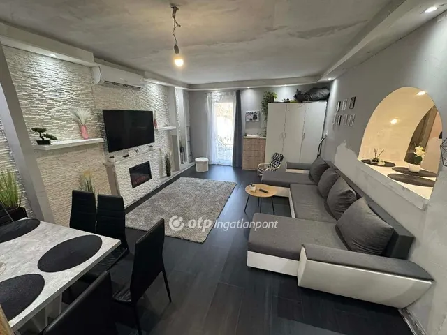 Eladó ház Tápiószentmárton 75 nm