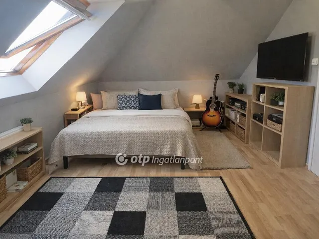 Eladó ház Cegléd 240 nm