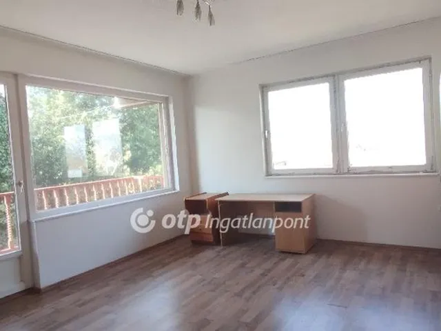 Eladó ház Jászberény 206 nm