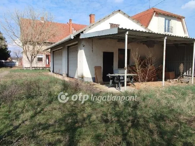 Eladó ház Jászberény 206 nm