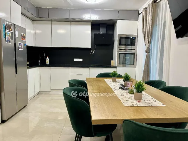 Eladó ház Cegléd 71 nm