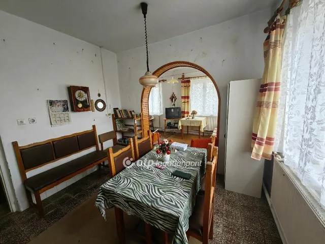 Eladó ház Kisújszállás 91 nm