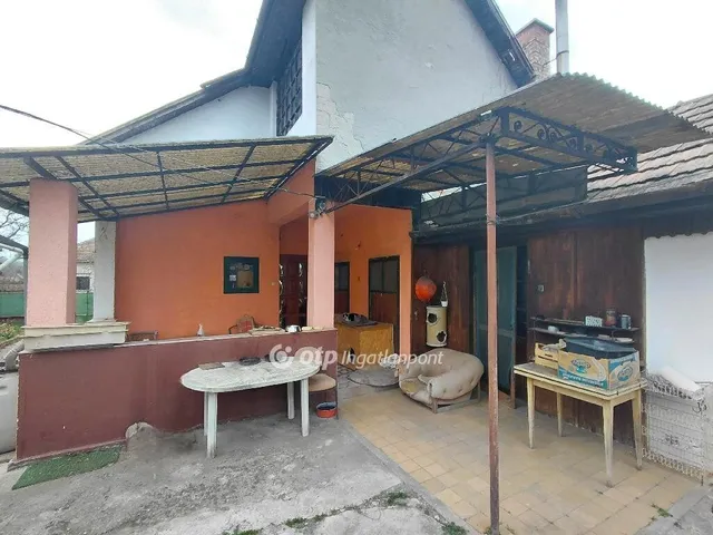 Eladó ház Bag 205 nm