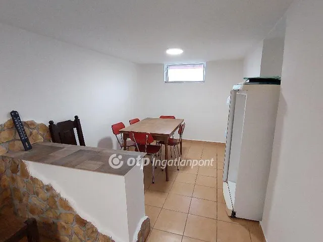 Eladó ház Kisújszállás 73 nm